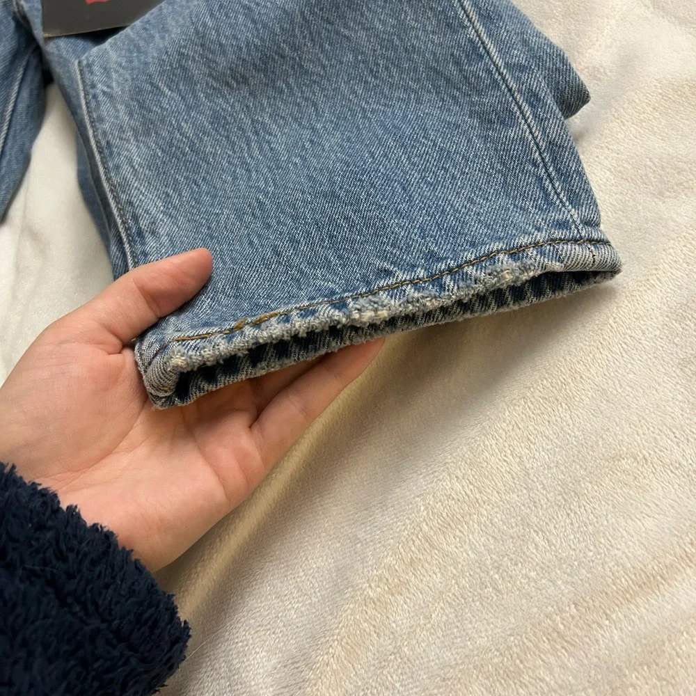 NWT Levi’s Wedgie Straight High Rise Jeans - Picture 7 of 9